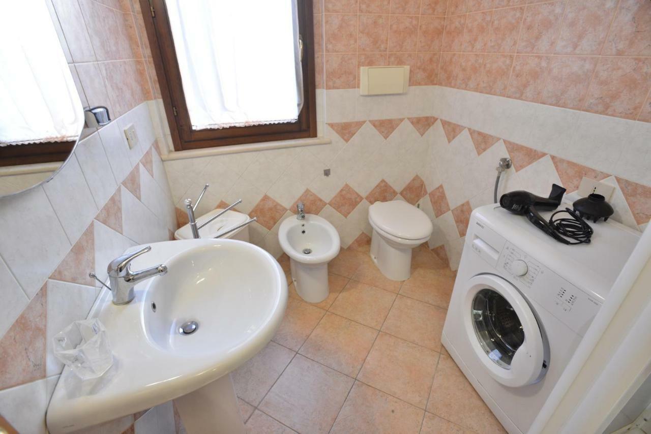 Izzhome Crispi Pula Exterior photo