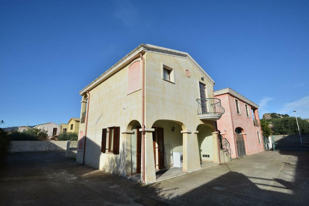 Izzhome Crispi Pula Exterior photo